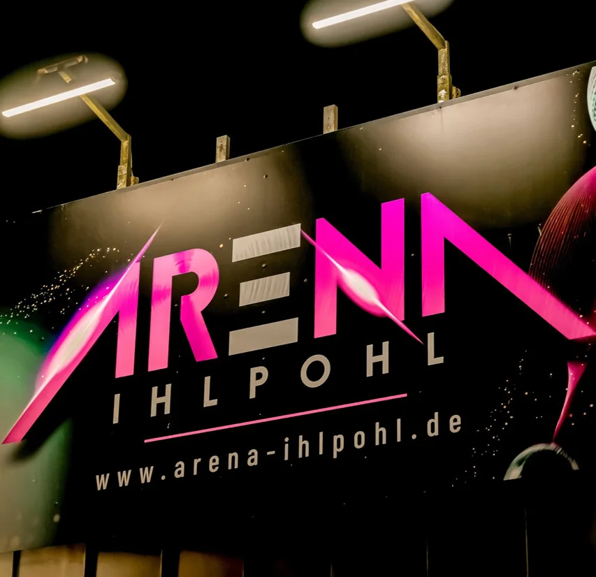 Leuchtendes ARENA Ihlpohl Schild